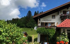 Haus Christl Reit im Winkl, Kostenloser Parkplatz, 5 Minuten zum Ortszentrum, ruhige Lage, Wlan